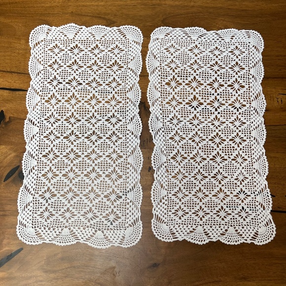 Set of 2 Rectangle White Cotton Knit Doily Tablecloth - Picture 2 of 10